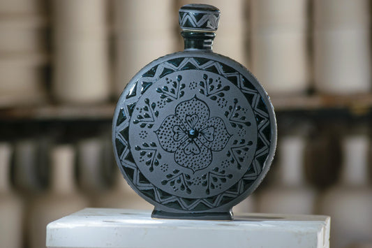 Handmade black decanter set home bar display