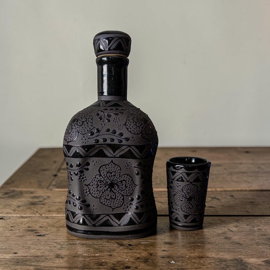 Black stoneware decanter 35 oz hand-painted detail