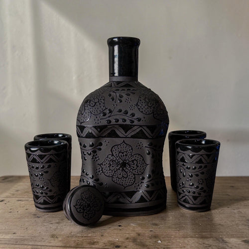 Black stoneware decanter with stopper - Mexican pottery
