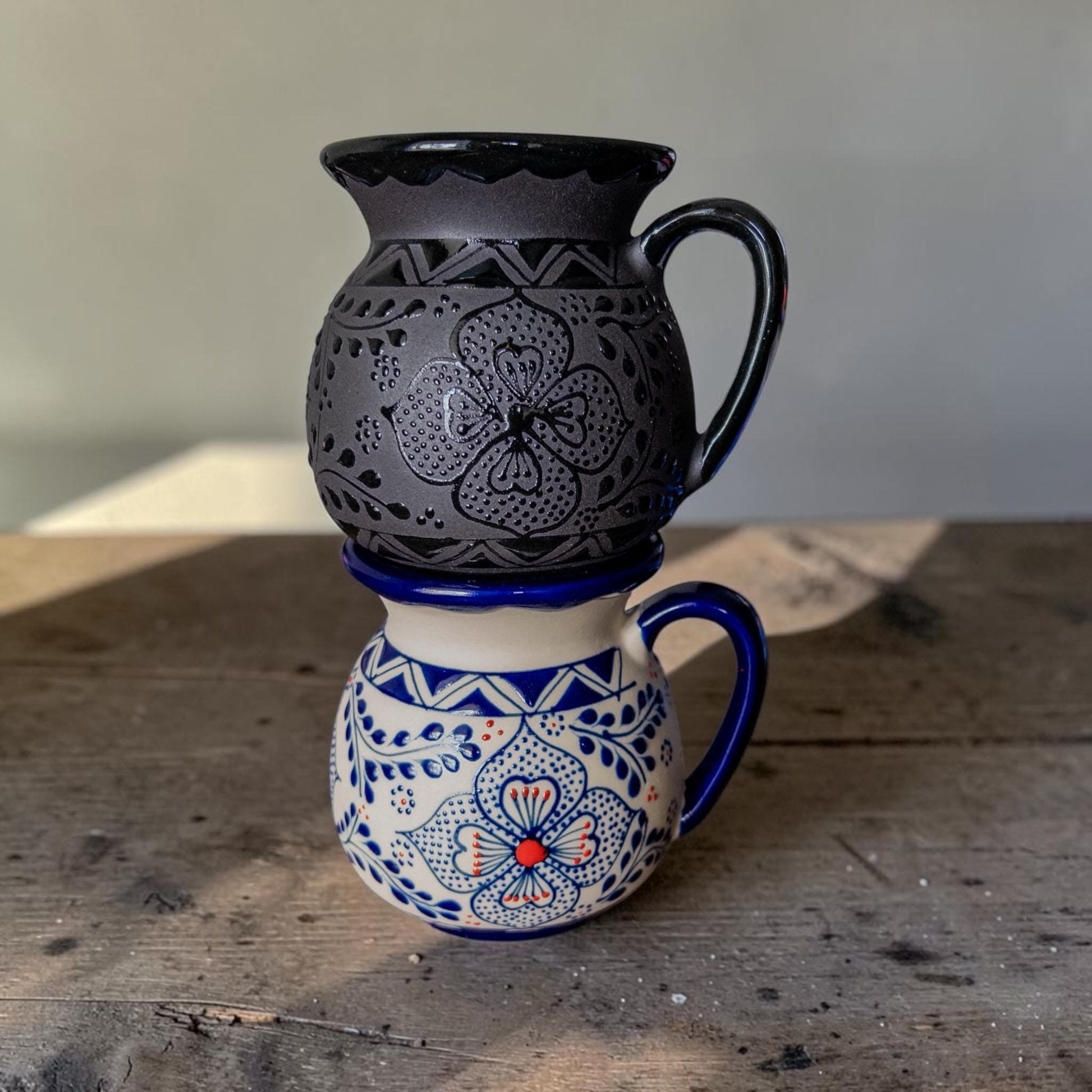 Blue Mexican jarrito mug glaze detail