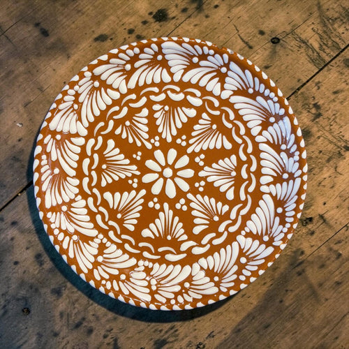 Brown Mexican pottery dinnerware set detail