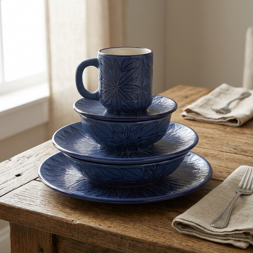 Handmade Blue 6-piece stoneware dinnerware set with leaf design made in Mexico by artisans