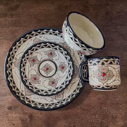 Mexican stoneware bowl and mug artisan detail