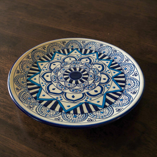 Mandala stoneware dinner plate hand-painted detail